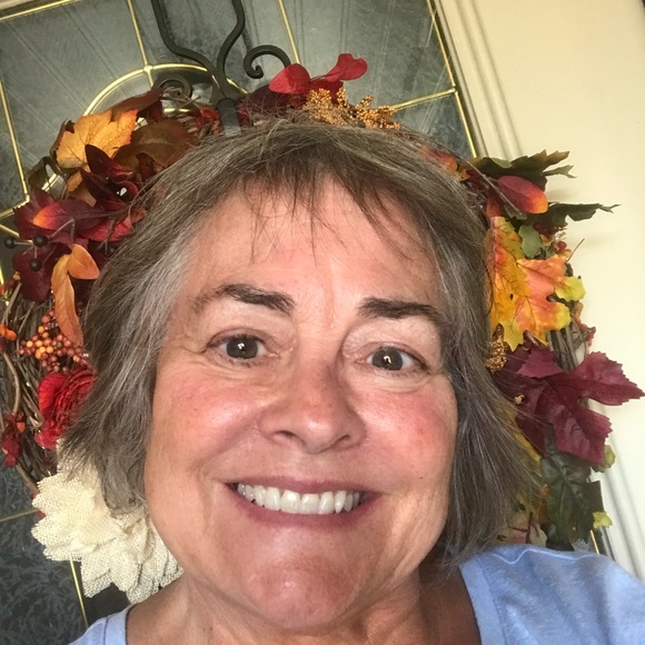 Meet your Posher, Carol - Picture 3 of 11